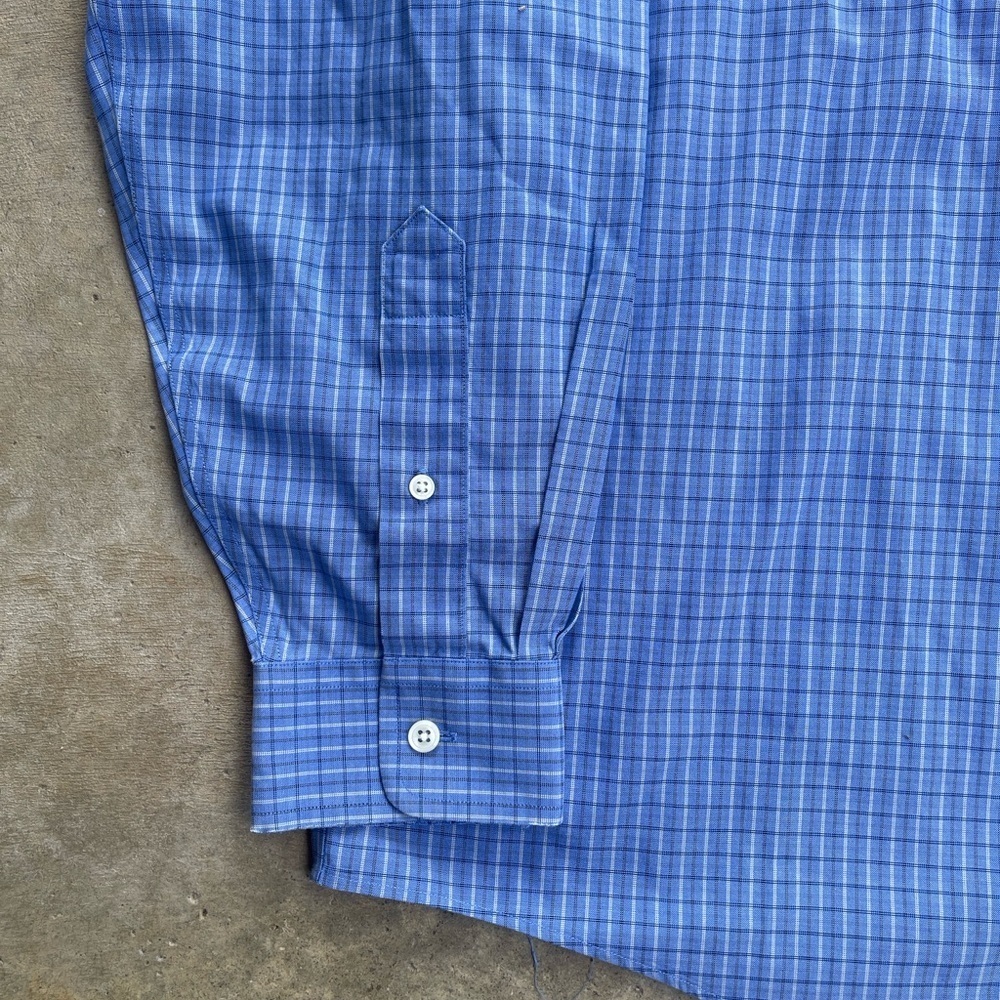 Men’s LL Bean button down shirt - Picture 4 of 5
